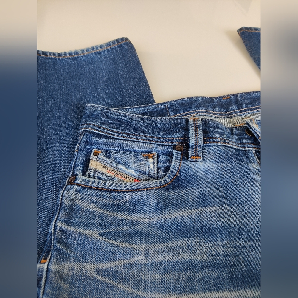 Diesel Larkee Jeans - Picture 10 of 15